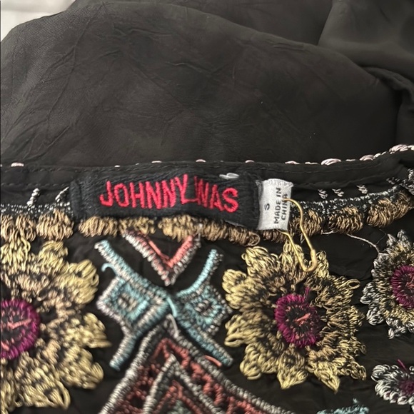 Johnny Was Black Sunflower Embroidered Blouse Top NWOT - Picture 3 of 3